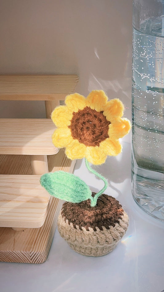 Flowerpot- Small Sunflower