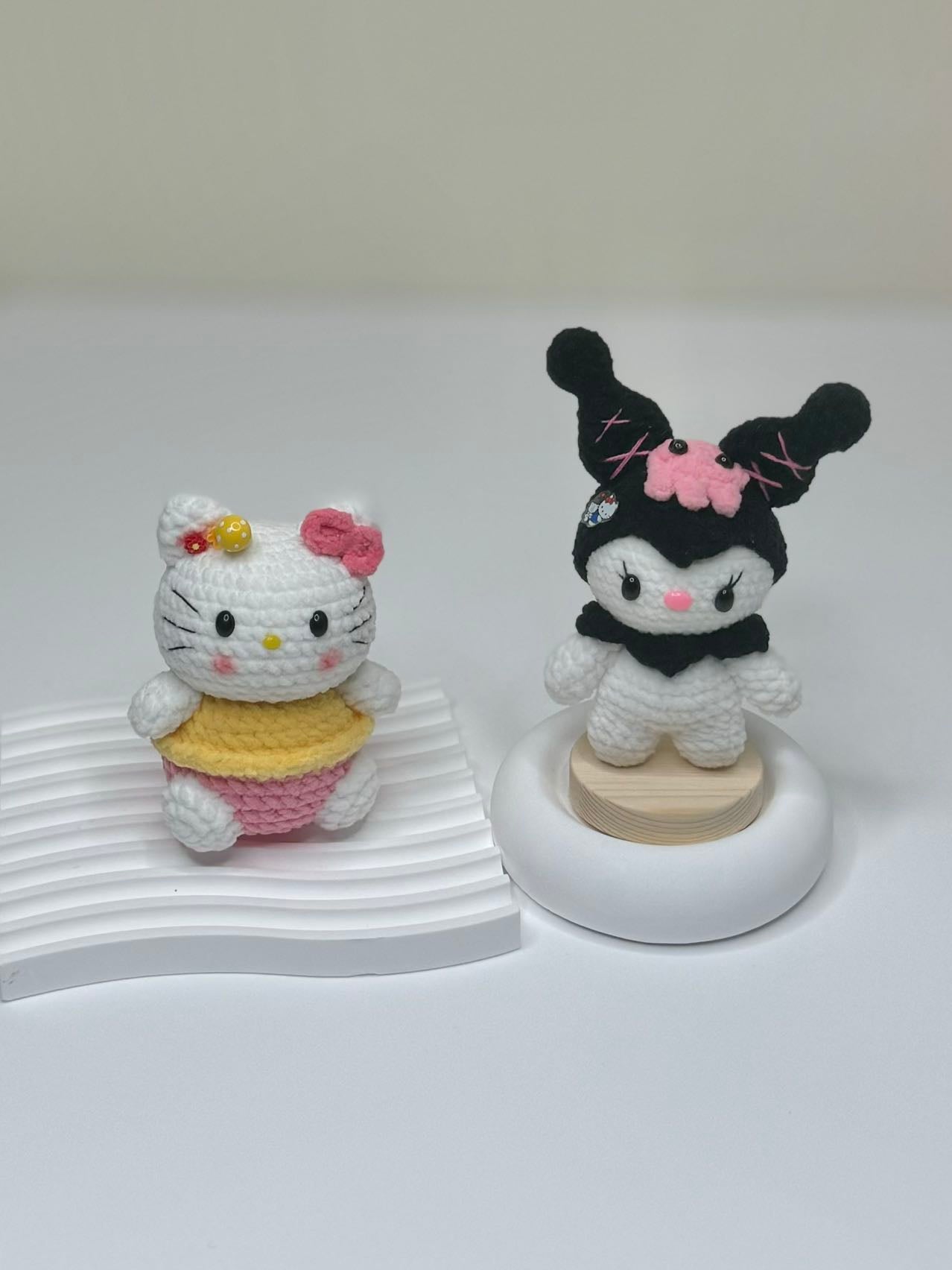 Kuromi and Hello kitty